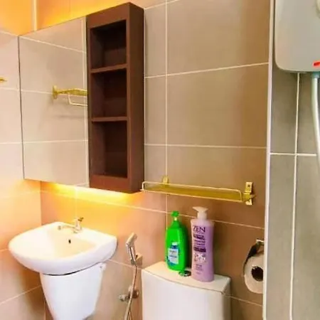 Kulai D'Putra Suites Beside Ioimall Near Airport And Jpo Exterior photo