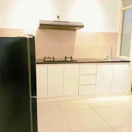 Kulai D'Putra Suites Beside Ioimall Near Airport And Jpo Exterior photo