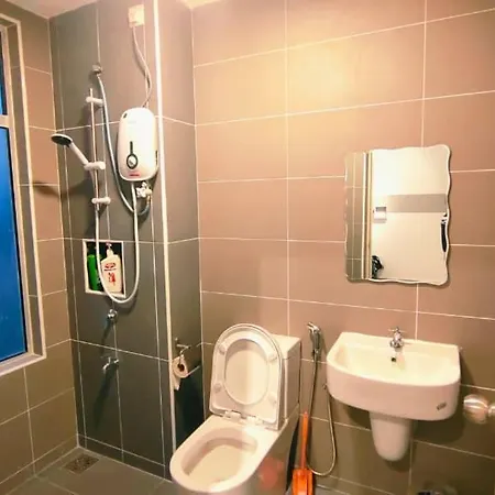 Kulai D'Putra Suites Beside Ioimall Near Airport And Jpo Exterior photo