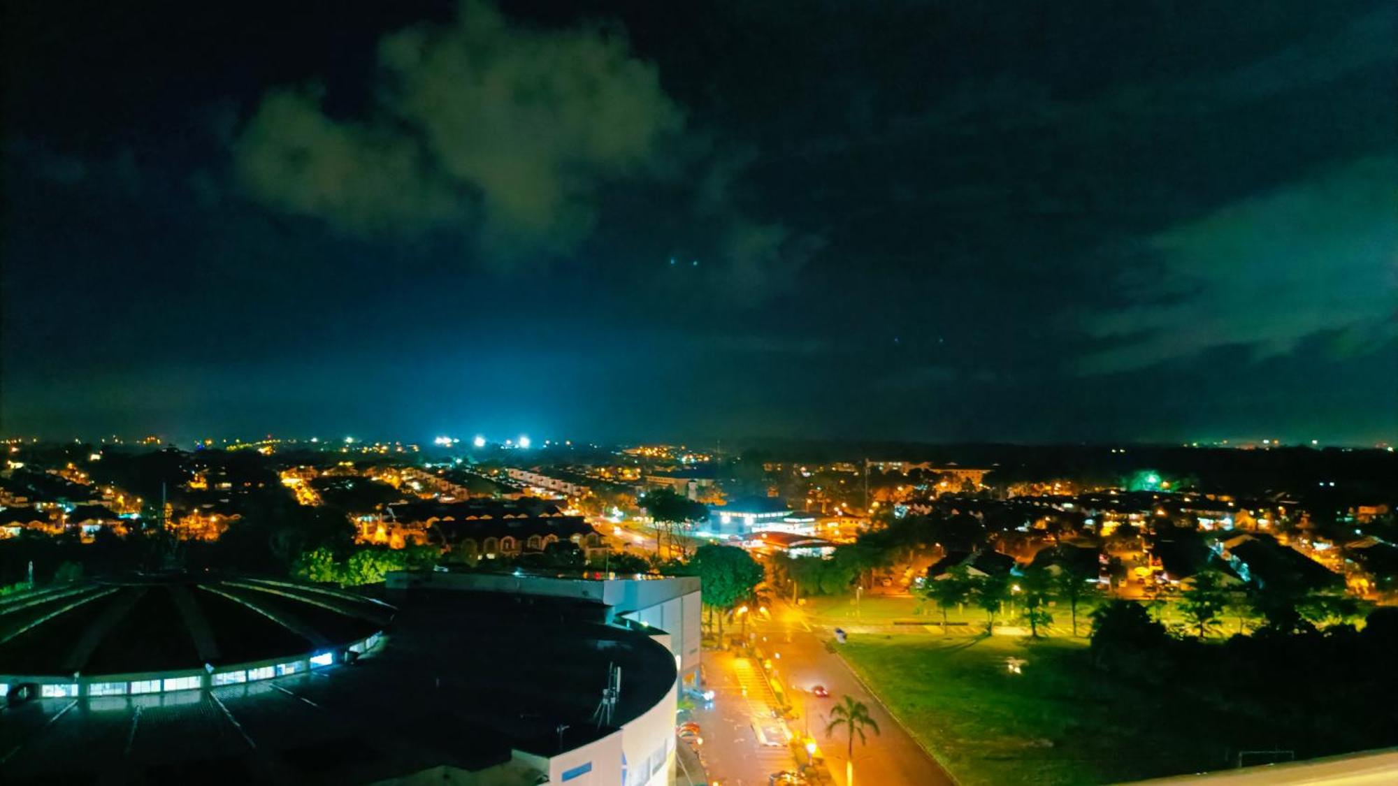 D'putra Beside Ioimall Near Airport And Jpo Apartment
