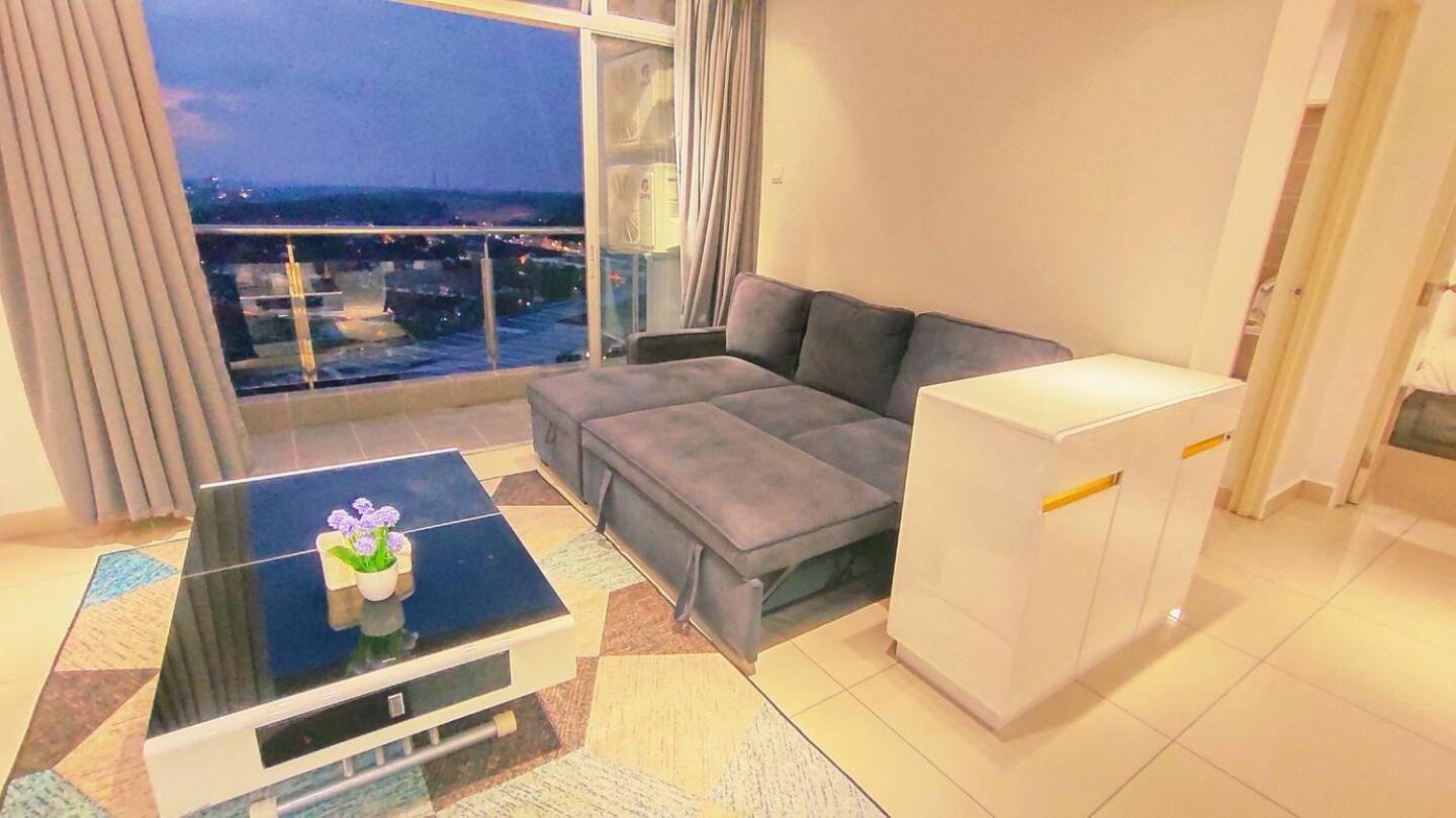 D'putra Beside Ioimall Near Airport And Jpo Apartment *